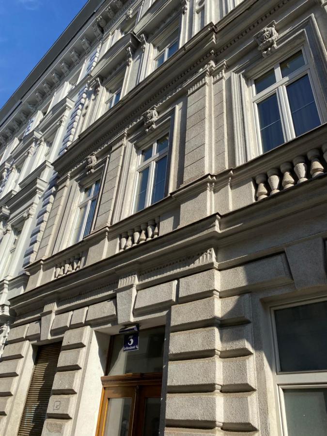 A&s Center * Viena